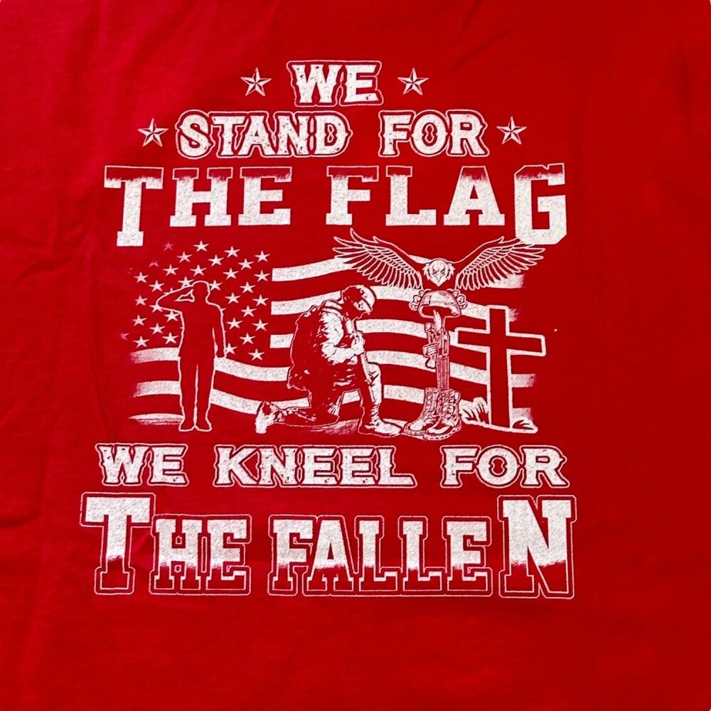 We Stand For the Flag We Kneel For the Fallen Tshirt Mens 2X Patriotic Soldier